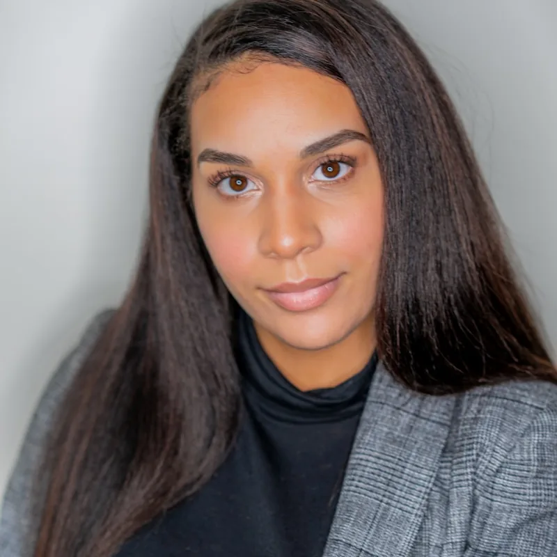 Dr. Mona Mirza, Founder of Biolite Clinic